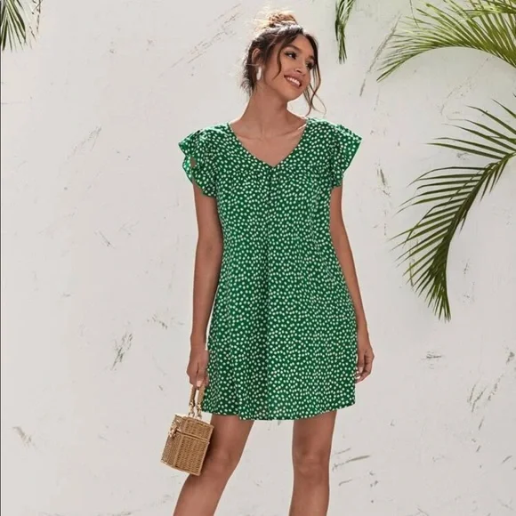 Shein Dresses | Nwt Shein: Large Pretty Green Floral Flowy Dress | Color: Green/White | Size: L | Diegel00's Closet